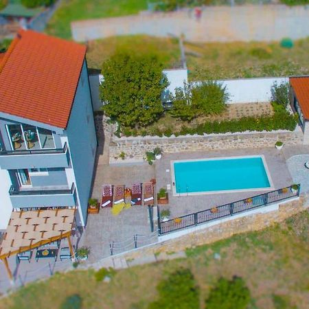 Hill Apartment With Private Pool Kučine エクステリア 写真